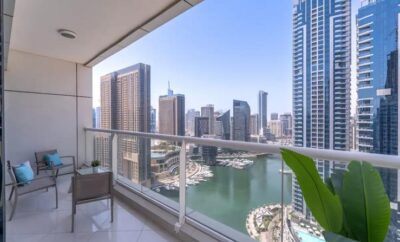 Lovely 2-Bedroom with Panoramic Marina Views